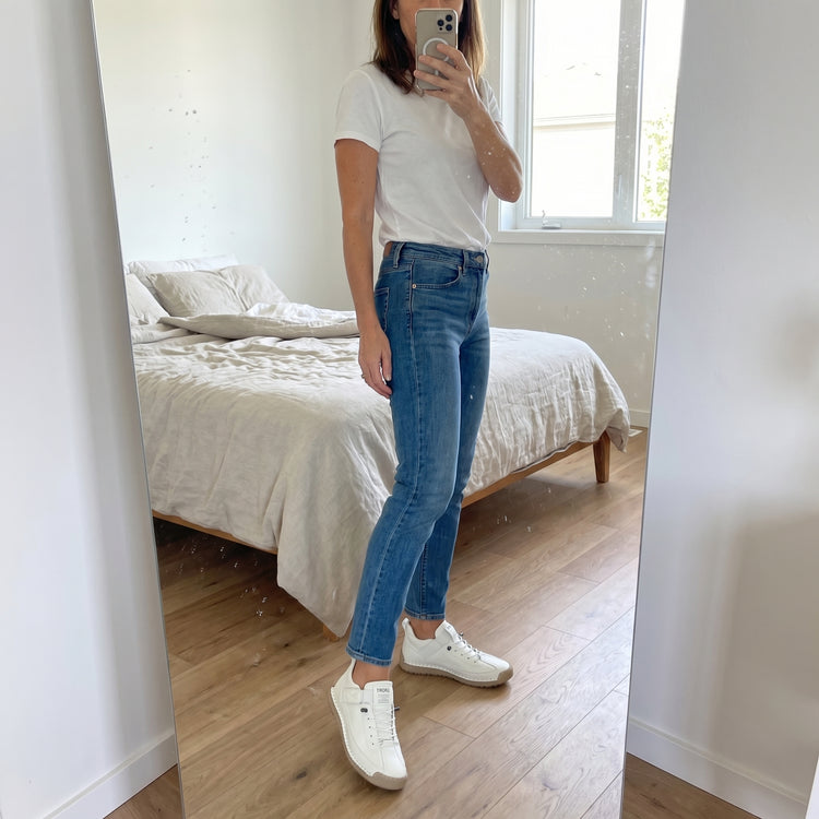 Scrolling image